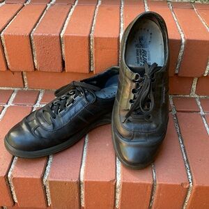 Mephisto Black Leather “Runoff” Lace Up Casual Walking Hiking Men’s Shoes size11